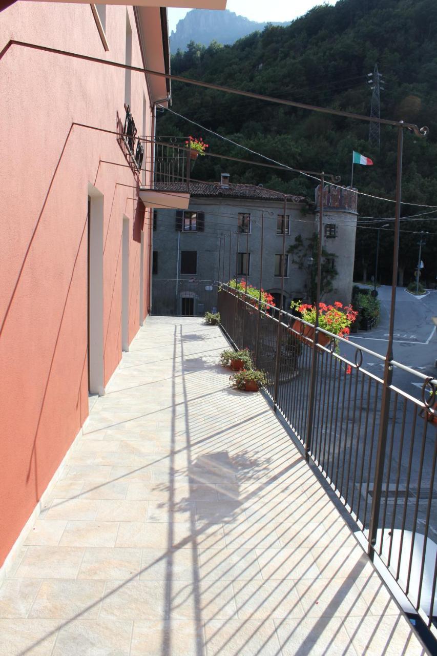 Locanda Ponte Rosa Garessio ภายนอก รูปภาพ